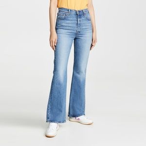 NWT Levi's Ribcage Flare Jeans 28